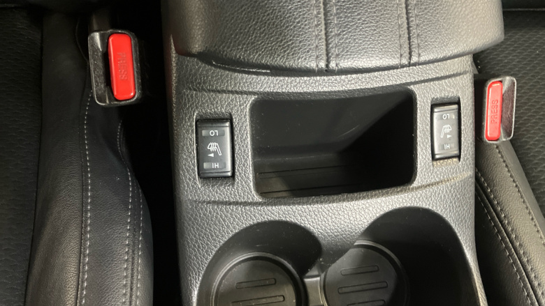 Nissan Qashqai 1.3 DiG-T Tekna 5dr Petrol Hatchback